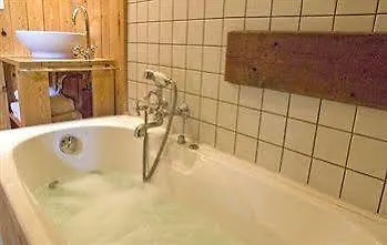 فندق مبيت وإفطار Koetshuis 3*