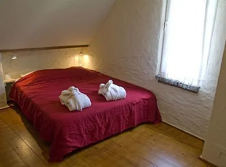 Koetshuis Bed and breakfast 3*